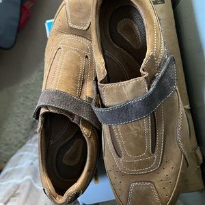 Redwing shoes NWOT 9D